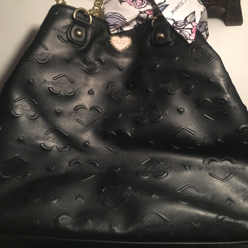 Casual Betsy Johnson bag with wallet purse